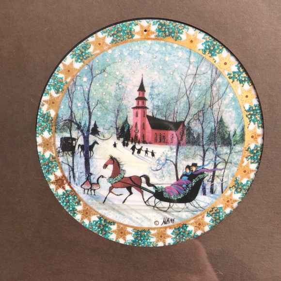 P. Buckley Moss Set of 3 Ornaments in Custom Frame - Picture 5 of 16